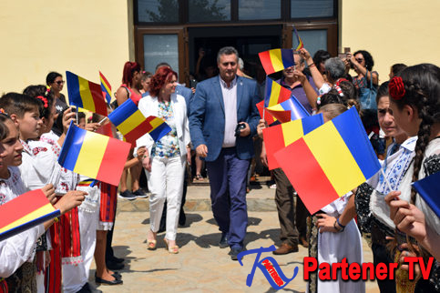 VIDEO. Biblionet, inaugurat la Gura Ocniței