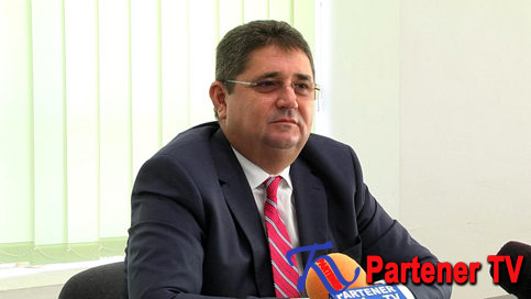 VIDEO.  Marius Caraveţeanu: PNL va depune moțiuni simple pe educație, sănătate și transporturi şi  totodată și-a stabilit priorități legislative în administrația locală