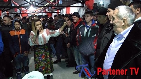 VIDEO. „Mersul cu Iordanul“, tradiție păstrată  la Gura Șuții