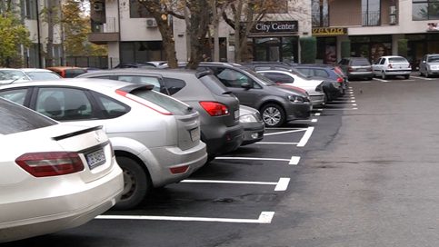 VIDEO. O parcare modernă cu peste 30 de locuri pe strada Nicolae Iorga din Târgovişte