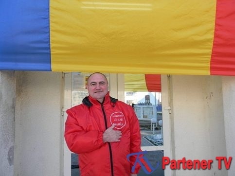 VIDEO. De 1 Decembrie, comuna Voineşti „ îmbrăcată”  în tricolor