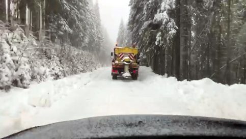 LDP Dâmboviţa  şi-a  retras utilajele de pe DJ 714 Moroeni-  Padina datorită lipsei de comunicare din partea CJ