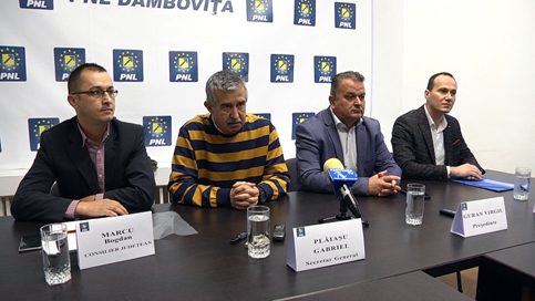 VIDEO. Liberalii dâmboviţeni au vorbit    despre problemele din administraţia târgovişteană şi cea judeţeană