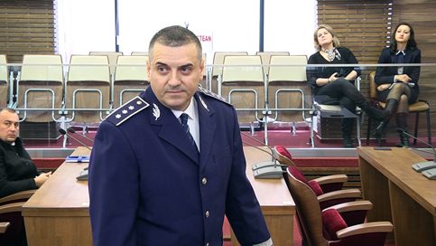 VIDEO. Pe 24 ianuarie, la Serviciul Permise şi Înmatriculări Auto Dâmboviţa se lucrează. S-a scurtat perioada de aşteptare la examenul auto, între sală şi oraş