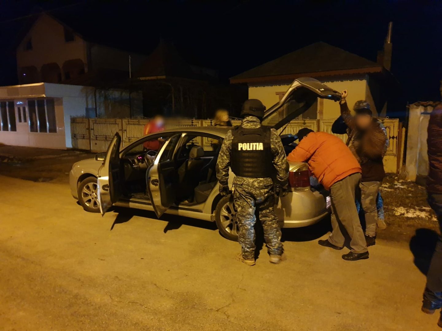 Razie în Dâmboviţa: 13 permise de conducere reţinute,două certificate de înmatriculare retrase şi 344 de sancțiuni contravenționale în valoare totală de 101.590 de lei