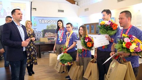 VIDEO. Primăria Târgovişte a premiat echipa târgovişteană  de bocce  de la Jocurile Mondiale „Special Olympics”