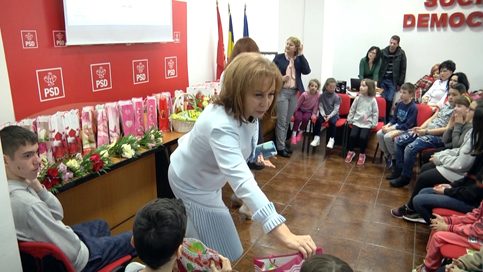 VIDEO. Ora de poveste şi Iepuraşul   la  OFSD Târgovişte