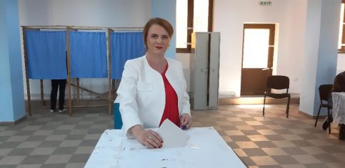 VIDEO. Deputatul PSD, Claudia Gilia: Am votat pentru o echipă  de patrioți.Dâmbovița merită  mai mult, România merită mai mult!