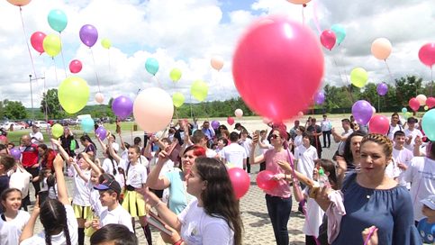 VIDEO. 1 Iunie, Ziua Internațională a Copilului  la Complexul Turistic de Natație Târgoviște