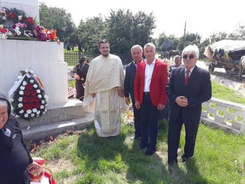 Înălțarea Domnului și Ziua Eroilor au fost sărbătorite şi la Poiana