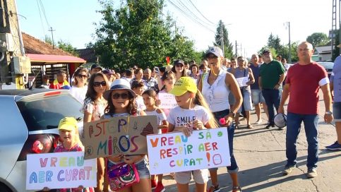 VIDEO. Protest împotriva fabricii de mațe de la  Parcul  Industrial Priboiu