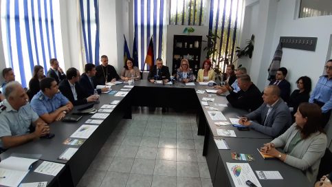VIDEO. Dâmboviţa: Campania ”10 pentru Siguranț㔺i trei  proiecte de prevenire a delincvenței juvenile și a victimizării minorilor
