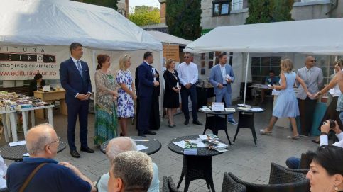 VIDEO. Salonul Editorial „Ion Heliade Rădulescu”  la cea de-a XVIII-a ediţie în cadrul  Zilelor Cetăţii Târgovişte
