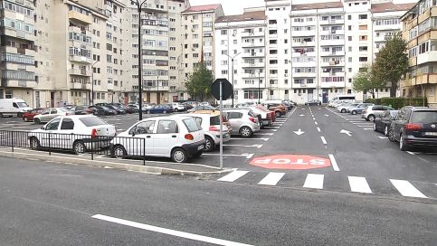 VIDEO. O nouă parcare modernă în  Târgoviște, blocurile 11 și 12 din  cartierul Matei Basarab (microraionul nr. 3)