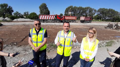 Se lucrează la construirea depoului și a stației de capăt de pe strada Calea Ialomiței. VIDEO