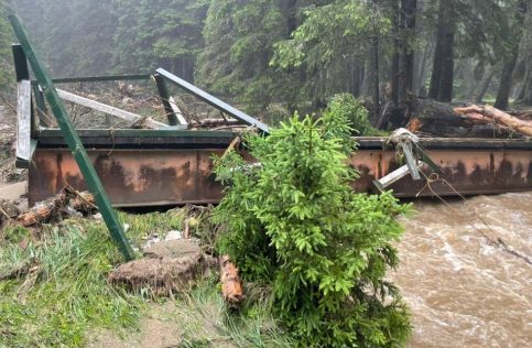 DEZASTRU, PODUL DE LA HOROABELE, luat de apă