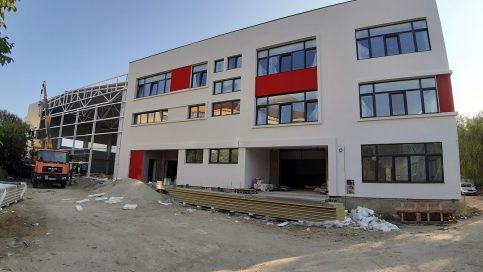 În noiembrie se vor finaliza lucrările la Şcoala Gimnazială „Matei Basarab”.VIDEO