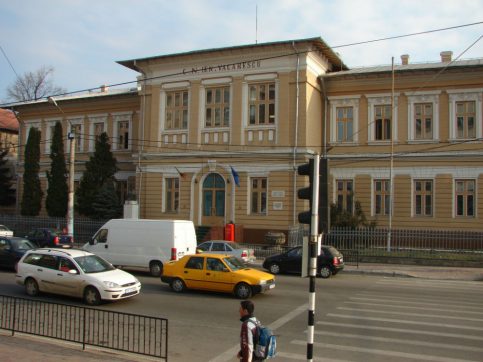 La Colegiul Național ”Ienăchiță Văcărescu”, centru de vaccinare pentru profesori, elevi, părinți, personal didactic auxiliar, personal nedidactic