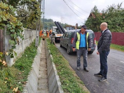 LDP lucrează în ritm susținut la podețe și șanțuri pe DJ702B Tătărani