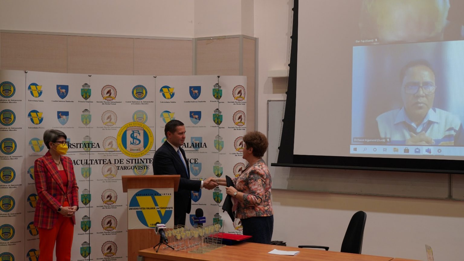 Universitatea „Valahia” Târgoviște, Gala Internațională a Educației și Cercetării- CJ Dâmbovița și Primăria Târgoviște, parteneri de nădejde