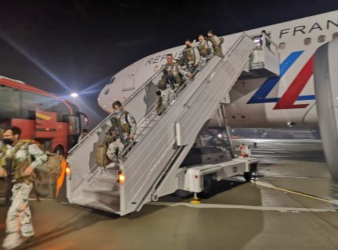 MApN: Sosirea în România a militarilor din cadrul Forței de Răspuns a NATO