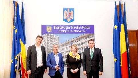 Întâlnirea Administratorilor Publici din județul Dâmbovița cu președintele Asociației Administratorilor Publici din România, Marian Florea