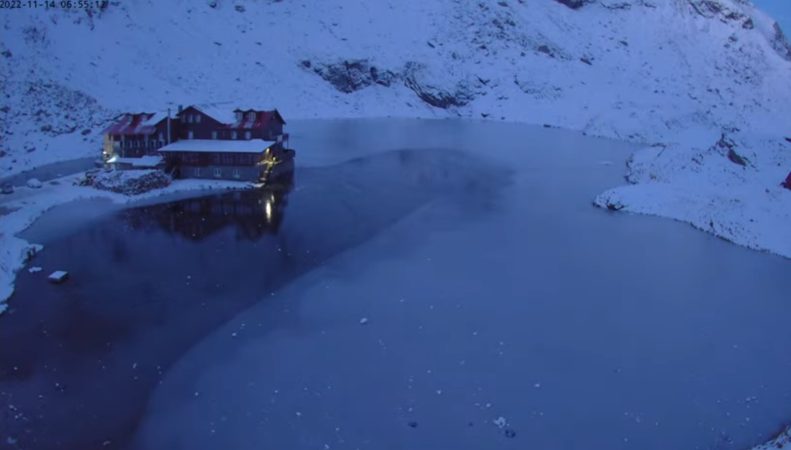 IMAGINEA dimineții de 14 noiembrie 2022, peisaj de iarnă la Bâlea Lac
