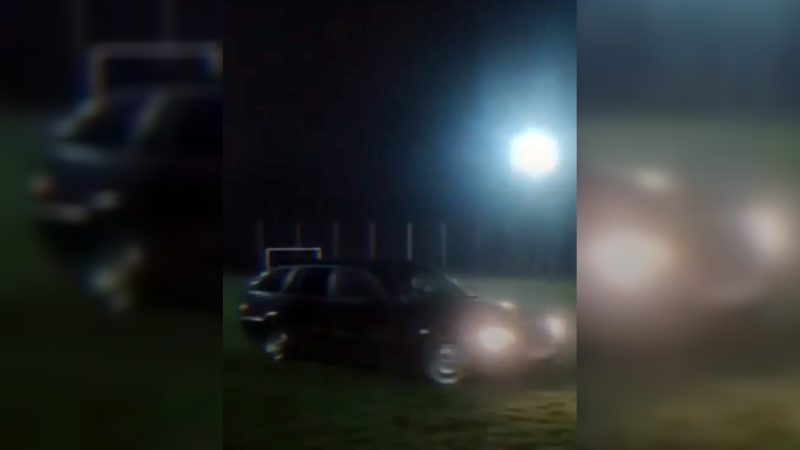 A DISTRUS parcul din Stănești, un tânăr din Răcari a făcut drifturi cu mașina în interiorul spațiului de recreere