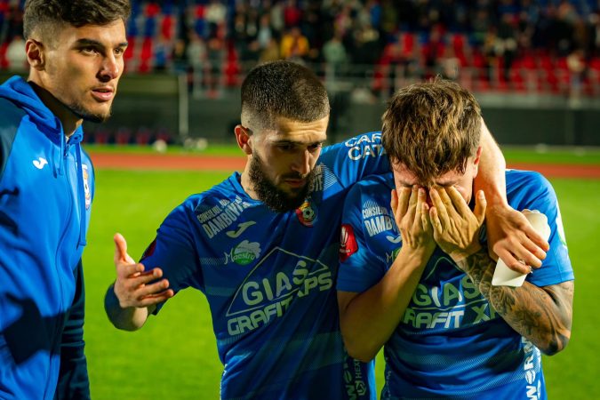 Chindia Târgoviște a retrogradat în Liga 2, UTA Arad și FC Argeș vor juca baraj de menținere în SuperLigă Foto: Marius Tudor/SportPictures.eu