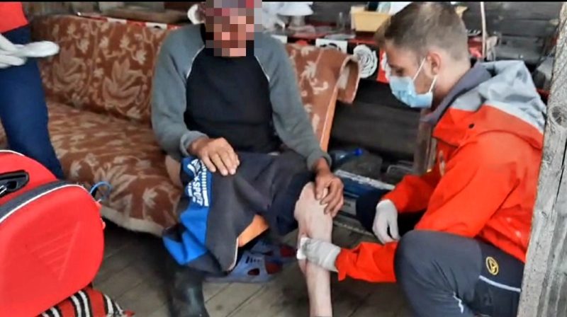 Bărbat atacat de urs, ajutat de jandarmii montani și salvamontiști