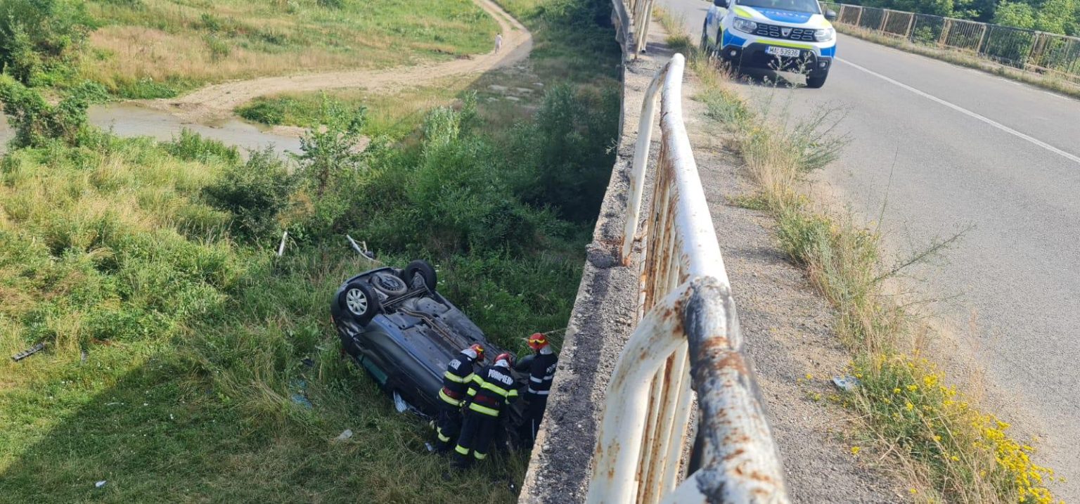 Clipe de groază,a zburat cu mașina de pe un pod din Hulubești