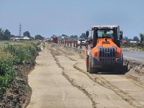 Președintele CJ Dâmbovița, Corneliu Ștefan a făcut o vizită pe șantierul de modernizare la 4 benzi a DN7  Bâldana – Titu