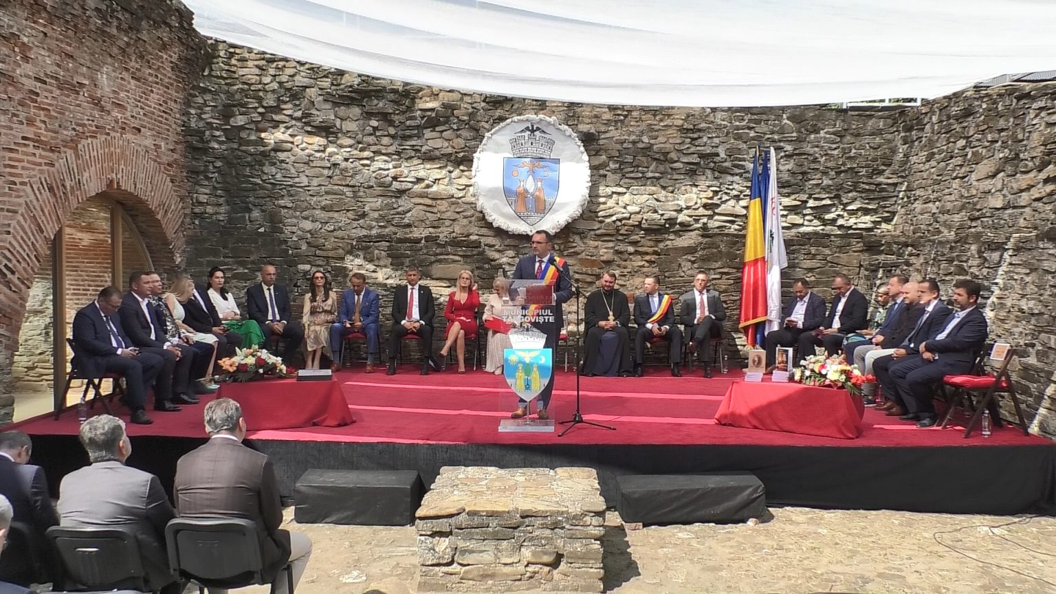 Sala Tronului de la Curtea Domnească a găzduit ședința festivă a Consiliului Local Târgoviște. VIDEO