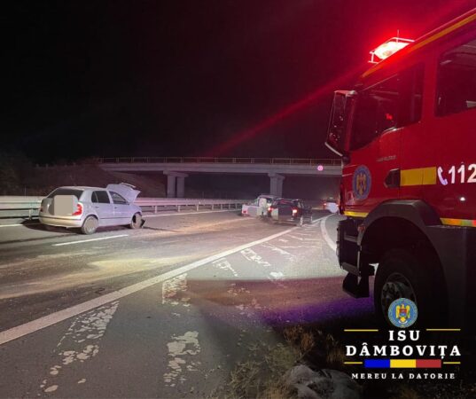 Eveniment rutier în comuna Uliești, la km 64 al autostrăzii A1: Intervenție de urgență a pompierilor și echipajelor medicale
