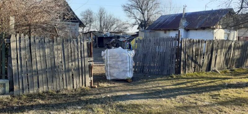 Primăria Văcărești și Crucea Roșie Dâmbovița aduc căldură în inimile oamenilor prin proiectul „Case cu Căldură Primăria Văcărești și Crucea Roșie Dâmbovița au reușit să aducă un strop de bucurie în inimile oamenilor prin proiectul lor comun, denumit "Case cu Căldură"