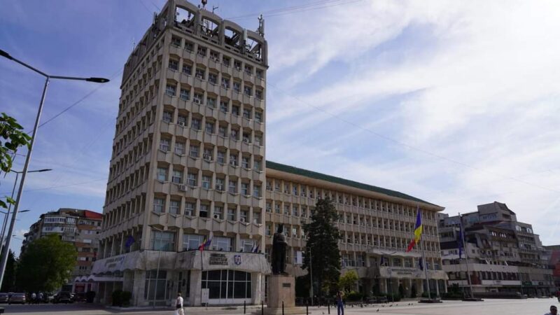 CJ Dâmbovița  a lansat licitația pentru proiectului ce vizează reabilitarea și modernizarea clădirii în care funcționează CJ Dâmbovița