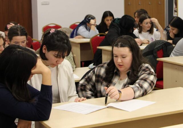 Tradiția se păstrează, a avut loc concursul judeţean anual dedicat elevilor de liceu „24 ianuarie 1859 în conştiinţa românilor” Tradiția se păstrează, a avut loc concursul judeţean anual dedicat elevilor de liceu „24 ianuarie 1859 în conştiinţa românilor”, concurs  organizat de liceu