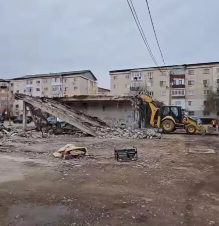 O nouă parcare va fi amenajată  în microraionul 12 din municipiul Târgoviște. VIDEO O nouă parcare va fi amenajată  în microraionul 12 din municipiul Târgoviște,  în zona străzilor Pandurilor, Mihai Popescu și Mihail Sadoveanu.