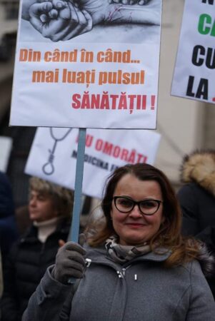 CNAS anunță că după dialogul cu medicii de familie, s-a decis: Valorile punctelor vor rămâne neschimbate până la 30 iunie CNAS anunță că în cursul rundelor de consultări și negocieri pe care le-a avut joi, 18 ianuarie 2024, cu partenerii din domeniul medical stabiliți
