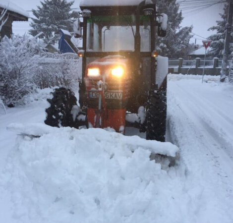 SVSU Răcari este în teren și acționează cu toate utilajele de deszăpezire