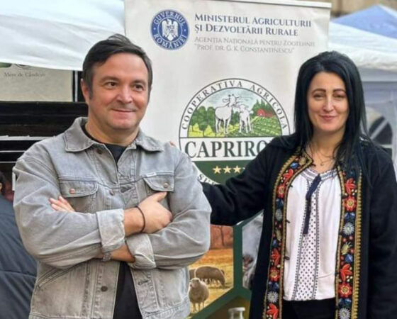 Județ Dâmbovița a fost reprezentat la Târgul de Dragobete din curtea MADR de Caprirom Sud Muntenia Județ Dâmbovița a fost reprezentat la Târgul de Dragobete din curtea MADR de Caprirom Sud Muntenia