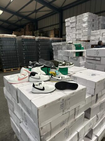 ALERTĂ! Adidași contrafăcuți în valoare de 4.800.000 lei, reținuți de inspectorii vamali ALERTĂ! Adidași contrafăcuți în valoare de 4.800.000 lei, inspectorii vamali din cadrul Biroului Vamal de Frontieră Constanța