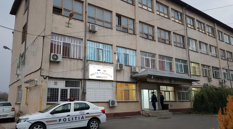 Bănuit de furt din buzunare, reținut de polițiștii dâmbovițene Bănuit de furt din buzunare, reținut, polițiștii din cadrul Poliției Municipiului Târgoviște – Biroul Investigații Criminale