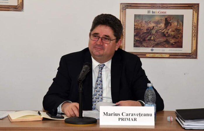 Sedința ordinară a Consiliului Local  Răcari, ordinea de zi a fost una foarte stufoasă. Primarul Marius Caravețeanu