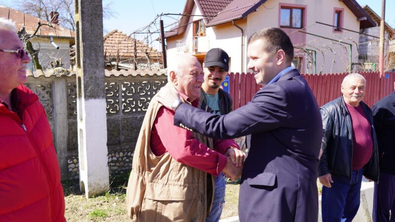 Prin PJDL au fost asfaltate drumul principal și ulițele laterale din satul Sălcioara, comuna Mătăsaru Prin PJDL au fost asfaltate drumul principal și ulițele laterale din satul Sălcioara, comuna Mătăsaru