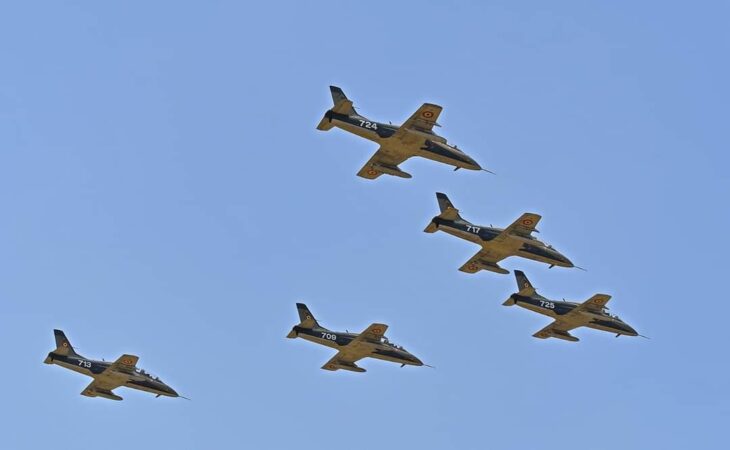 Nu intrați în panică! Aeronave din dotarea Forțelor Aeriene Române execută, în perioada 20–22.03.2024, zboruri de antrenament la înălțimi mici pe teritoriul României.