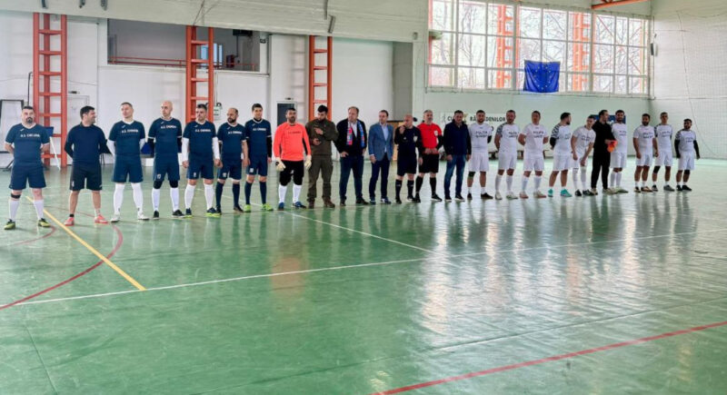 Competiții sportive la IPJ Dâmbovița cu ocazia Zilei Poliției Române, în suita manifestărilor organizate, astăzi, 22 martie, a fost organizată etapa finală a Campionatului de minifotbal de sală.