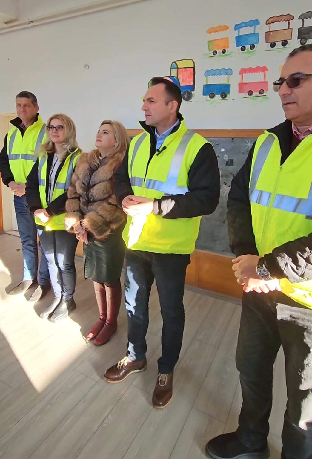 Reabilitarea, modernizarea, consolidarea și dotarea Școlii Gimnaziale Vasile Cârlova din Târgoviște