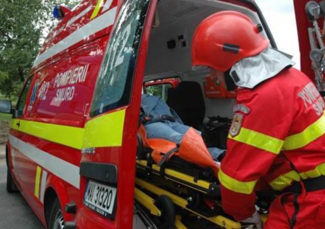 S-a răsturnat cu mașina pe DN 72A, în localitatea Voinești,  polițiștii din cadrul Serviciului Rutier au fost sesizați cu privire la producerea unui accident rutier în localitatea Voinești. 