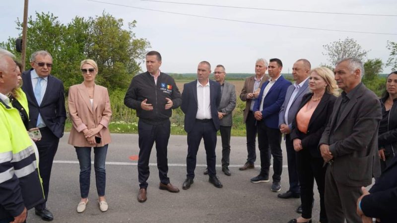 Au început lucrările de modernizare și  pe DJ 720A Gura Ocniței-Adânca-Bucșani-Mărcești-Finta-Postrârnacu-DN1A, președintele CJ Dâmbovița